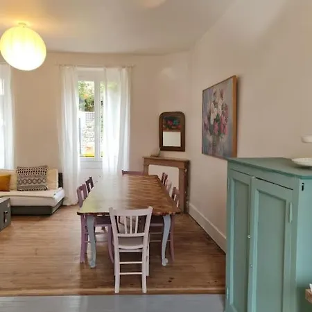 La Parenthese Maison De A Hauterives